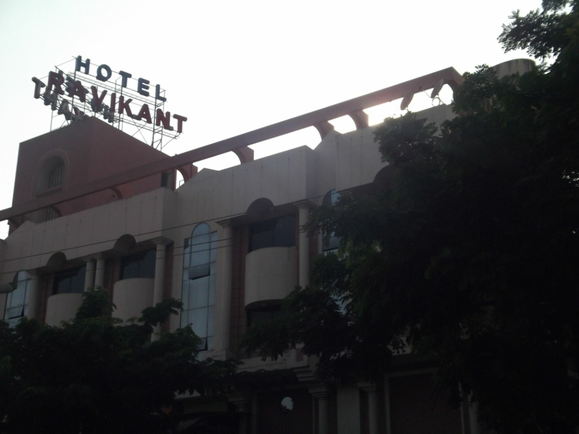Ravikant Hotel